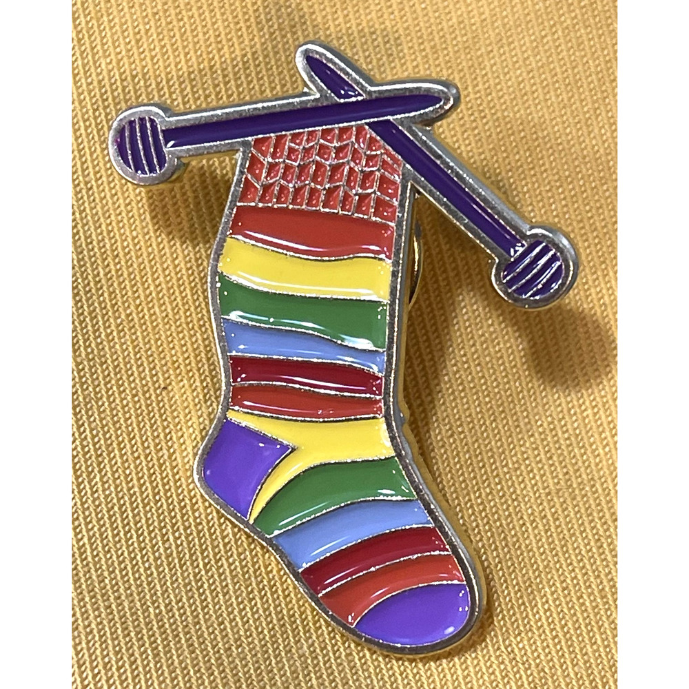 NWOT Sock Knitting Brooch Lapel Pin Multicolor Striped Knit Crochet Yarn Wool